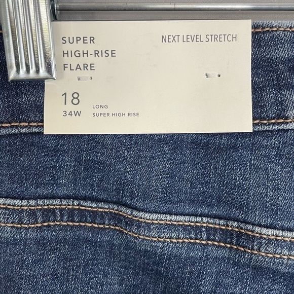 American Eagle Outfitters High Waist Flare Jean Long Classic Medium NWT - Picture 13 of 15